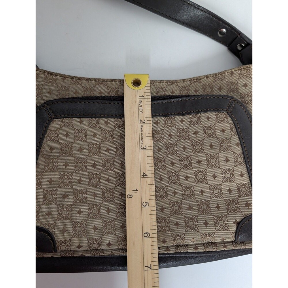 VTG Y2K Liz Claiborne Villager Monogram Shoulder Bag Baguette Tan Brown Purse - Picture 11 of 15